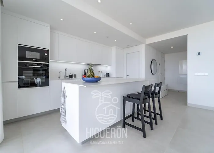 Higueronrentals El Dado Апартаменты