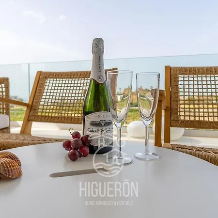 Higueronrentals El Dado فوينخيرولا