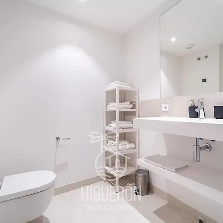 Higueronrentals El Dado فوينخيرولا