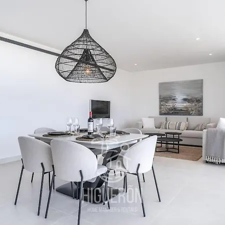 Higueronrentals El Dado Appartement *